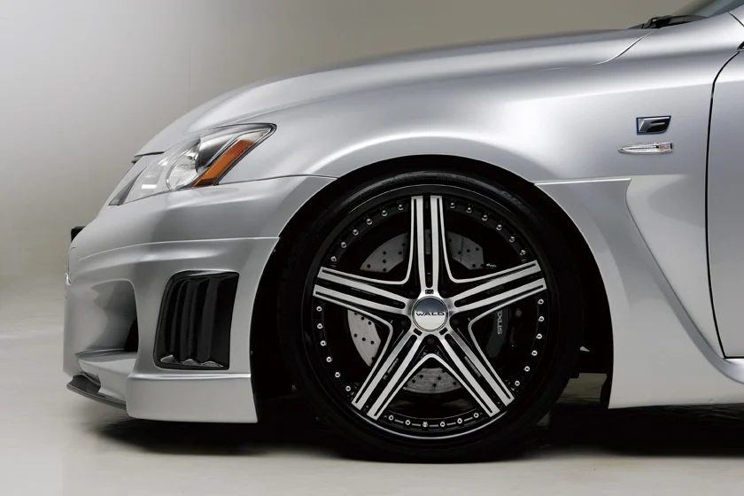 ชุดแต่ง LEXUS IS F WALD Japan สปอร์ตไลน์ แบล็กไบซัน เอดิชัน ภาพ 9