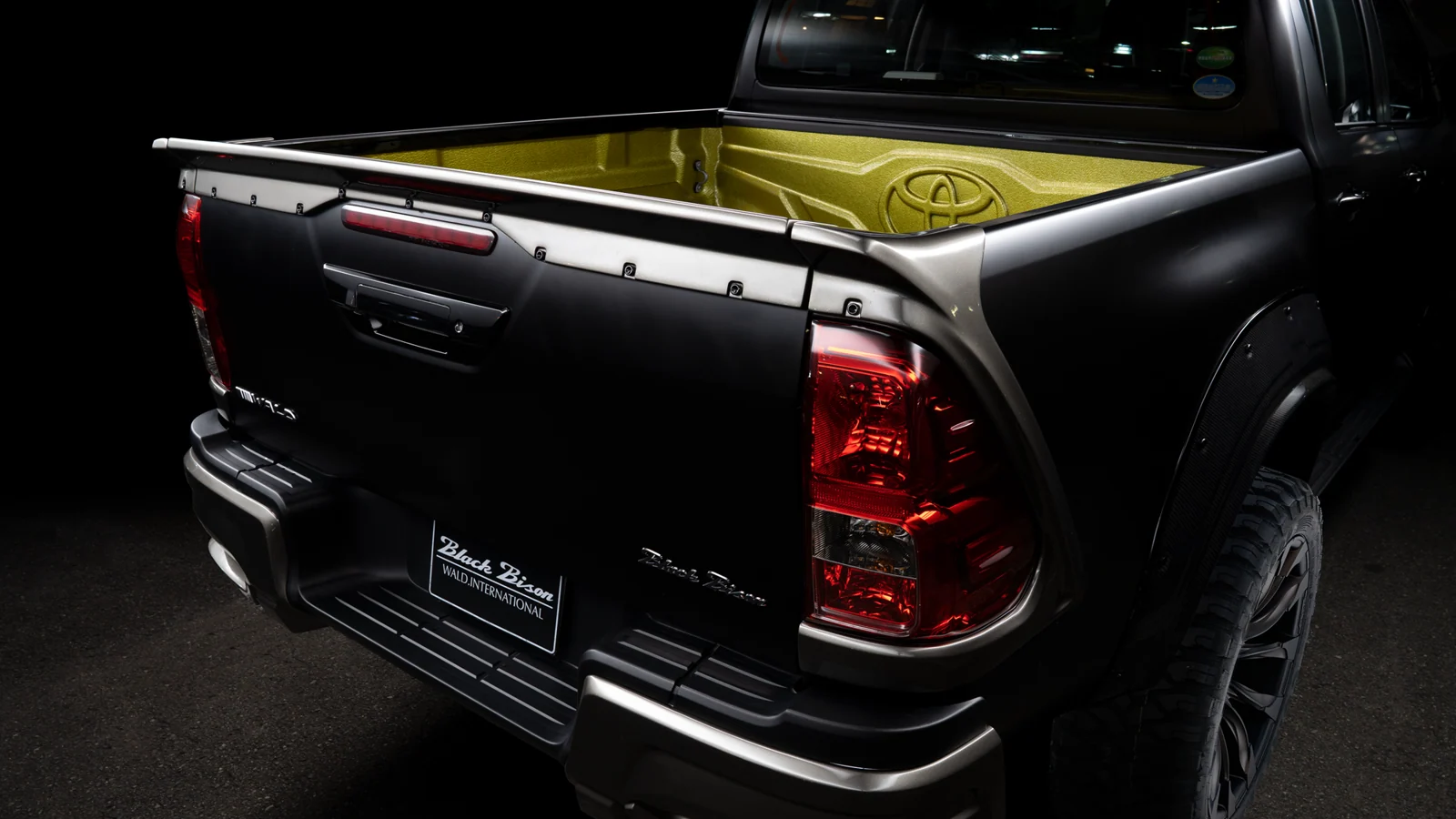 รูปชุดแต่ง ชุดแต่ง Toyota Hilux Revo 2015 2019 WALD Sport ภาพที่ 11