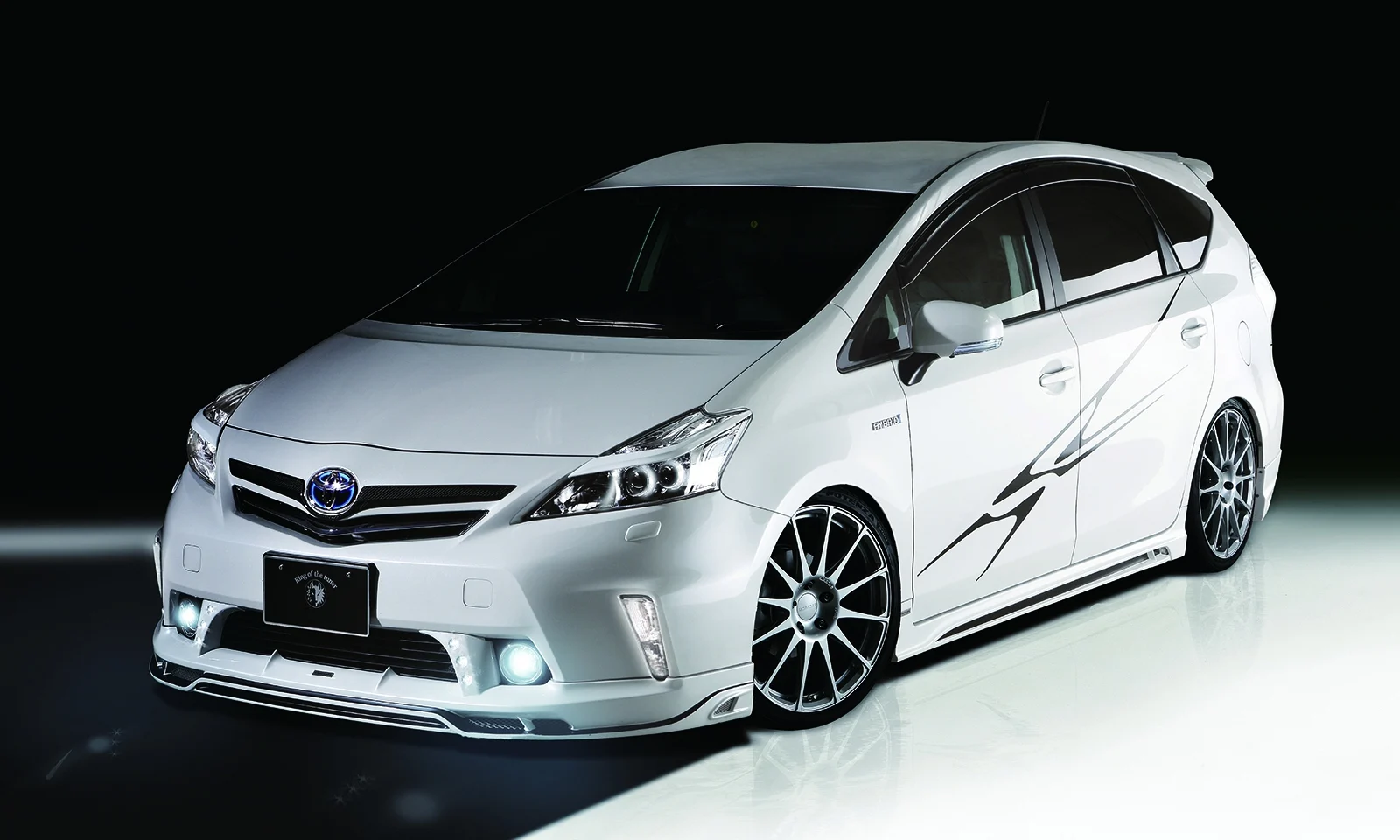 ชุดแต่ง TOYOTA 40 PRIUS α MODEL ZVW40/41 2011.5~2014.11 Rowen Japan ภาพ 3