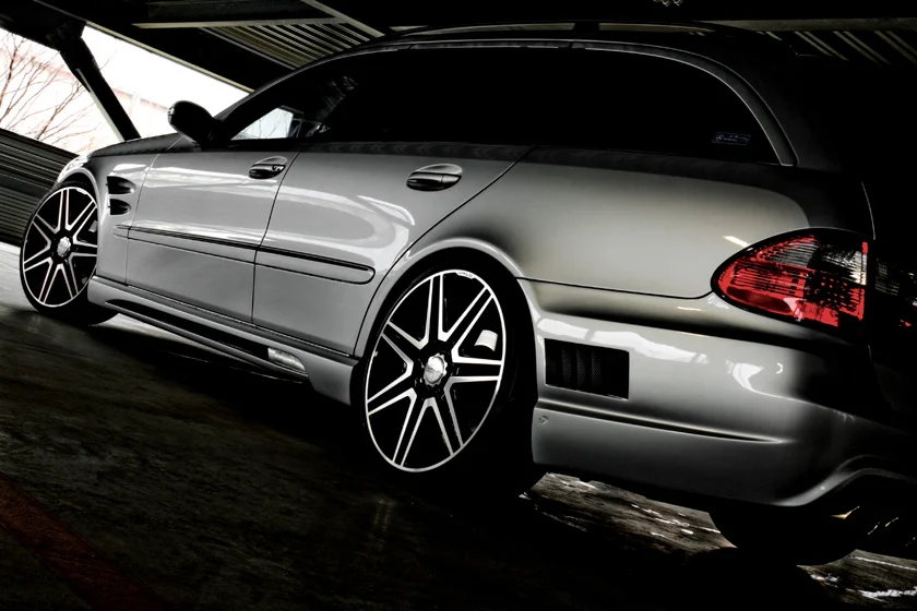 ชุดแต่ง MERCEDES-BENZ E-CLASS WAGON WALD Japan สปอร์ตไลน์ แบล็กไบซัน เอดิชัน ภาพ 15