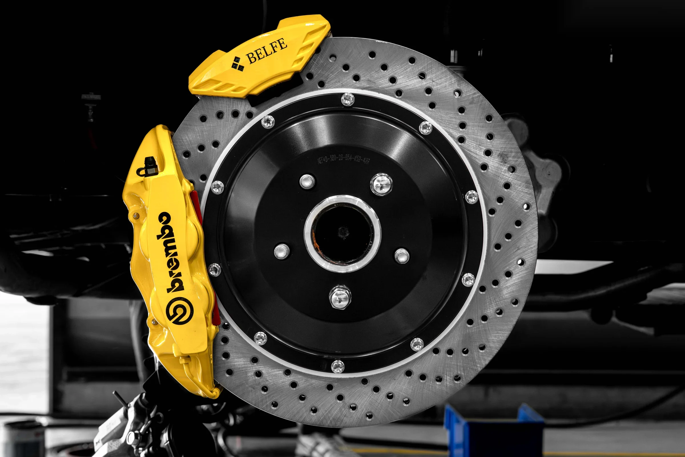 ชุดแต่ง TOYOTA VELLFIRE Toyota Vellfire 40 x Work GNOSIS CVF 21′′ x Brembo GT Brake Kit x PERF Brake x WALD bodykits Prodrive Shop ภาพ 10