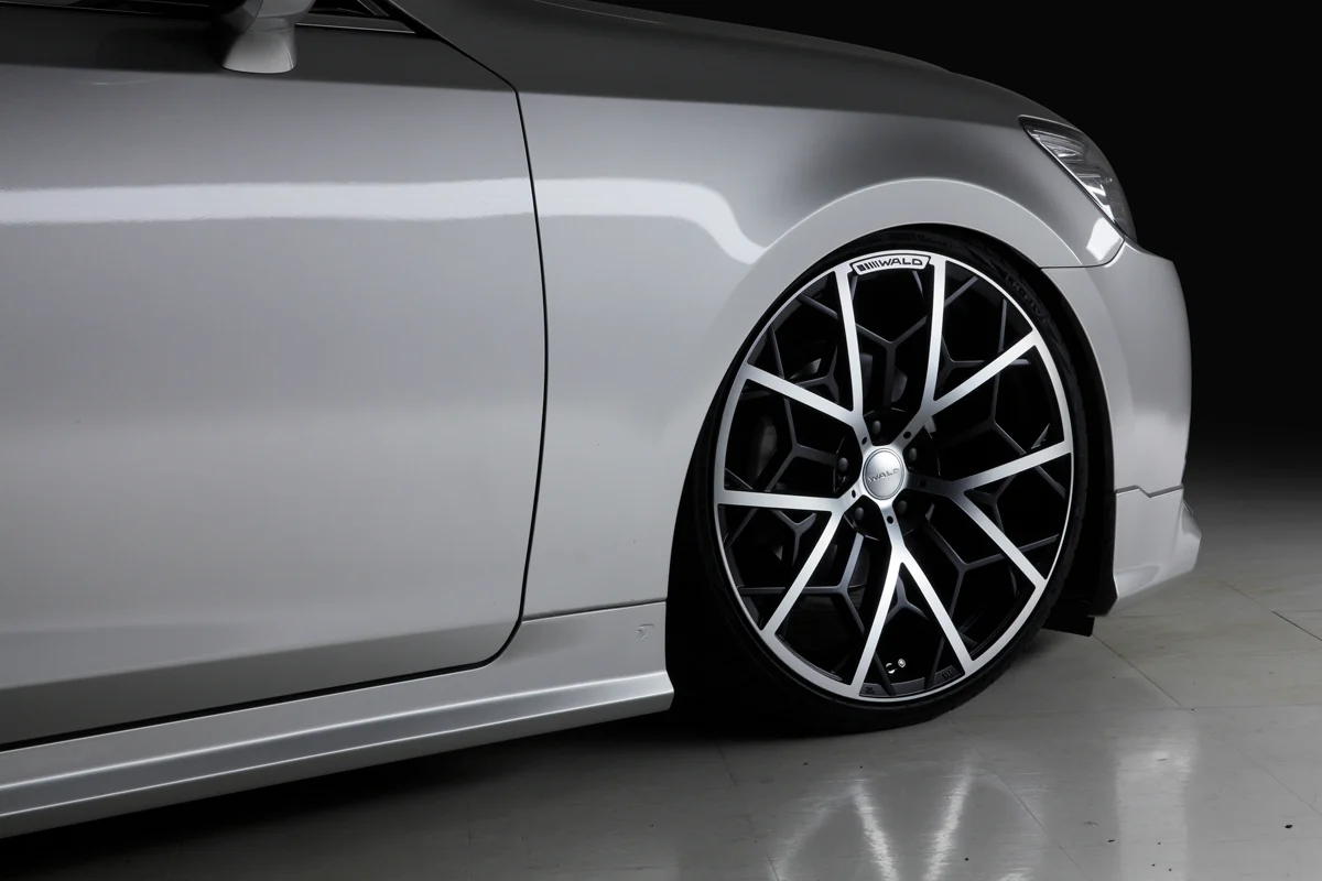 ชุดแต่ง TOYOTA CROWN ROYAL WALD Japan สปอร์ตไลน์ ภาพ 12