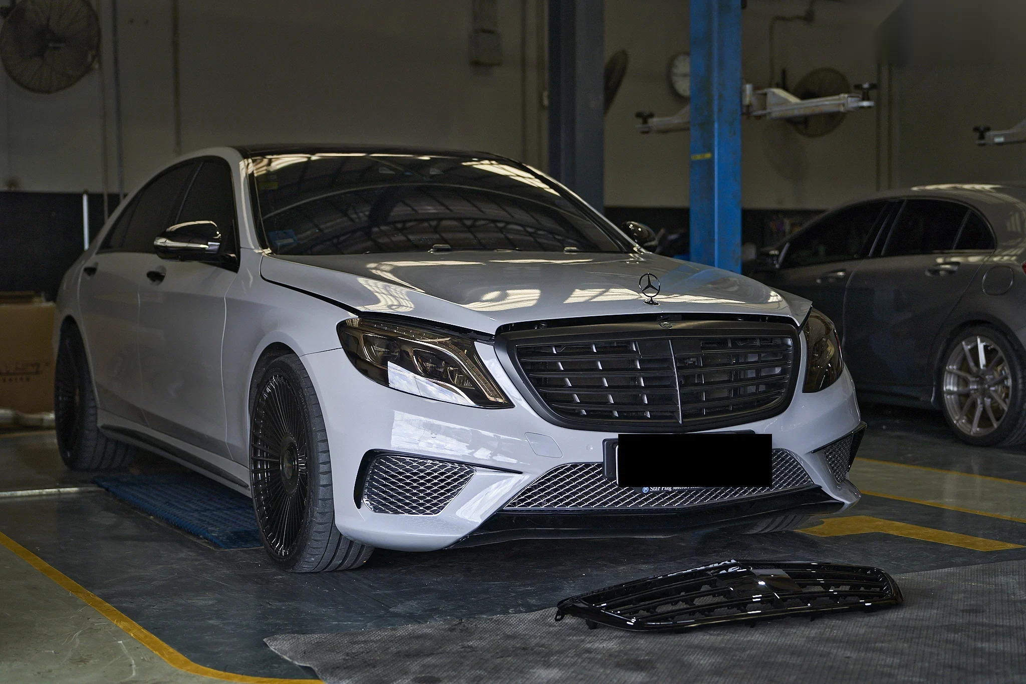 ชุดแต่ง MERCEDES BENZ W223 Mercedes-Benz S-class Prodrive Shop ภาพ 6