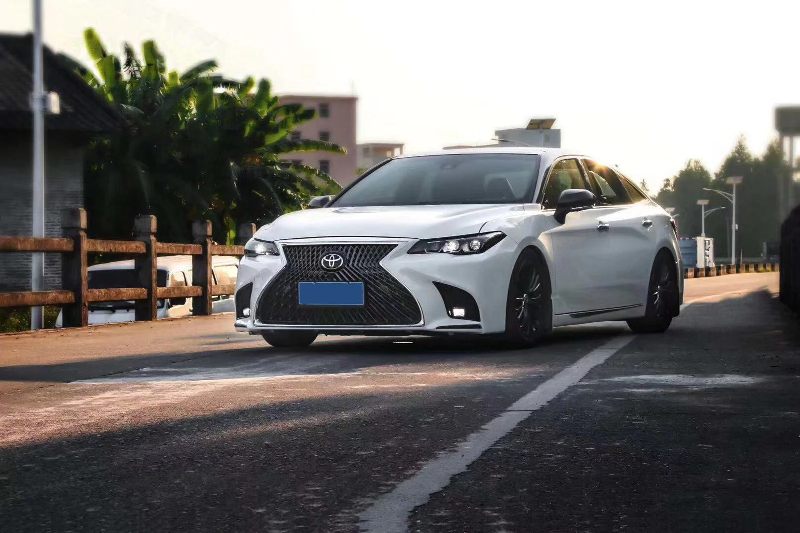 รูปชุดแต่ง ชุดแต่ง Lexus LS ภาพที่ 5