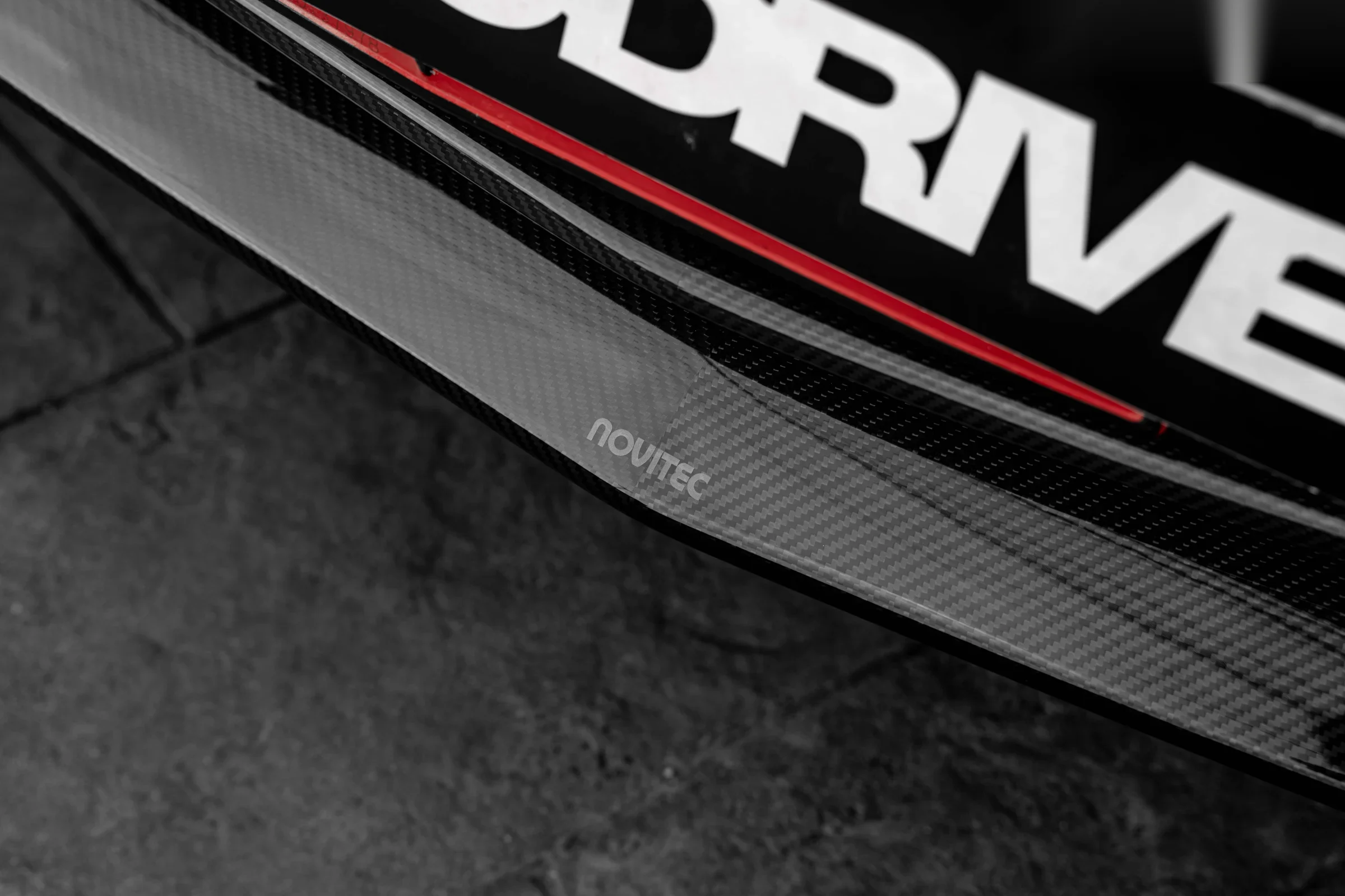 ชุดแต่ง LAMBORGHINI Urus Lamborghini Urus SE x Novitec คาร์บอน Parts Prodrive Shop ภาพ 3