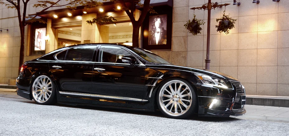 ชุดแต่ง LEXUS LS460/L 600h/hL WALD Japan เอ็กเซ็กคิวทีฟไลน์ ภาพ 9