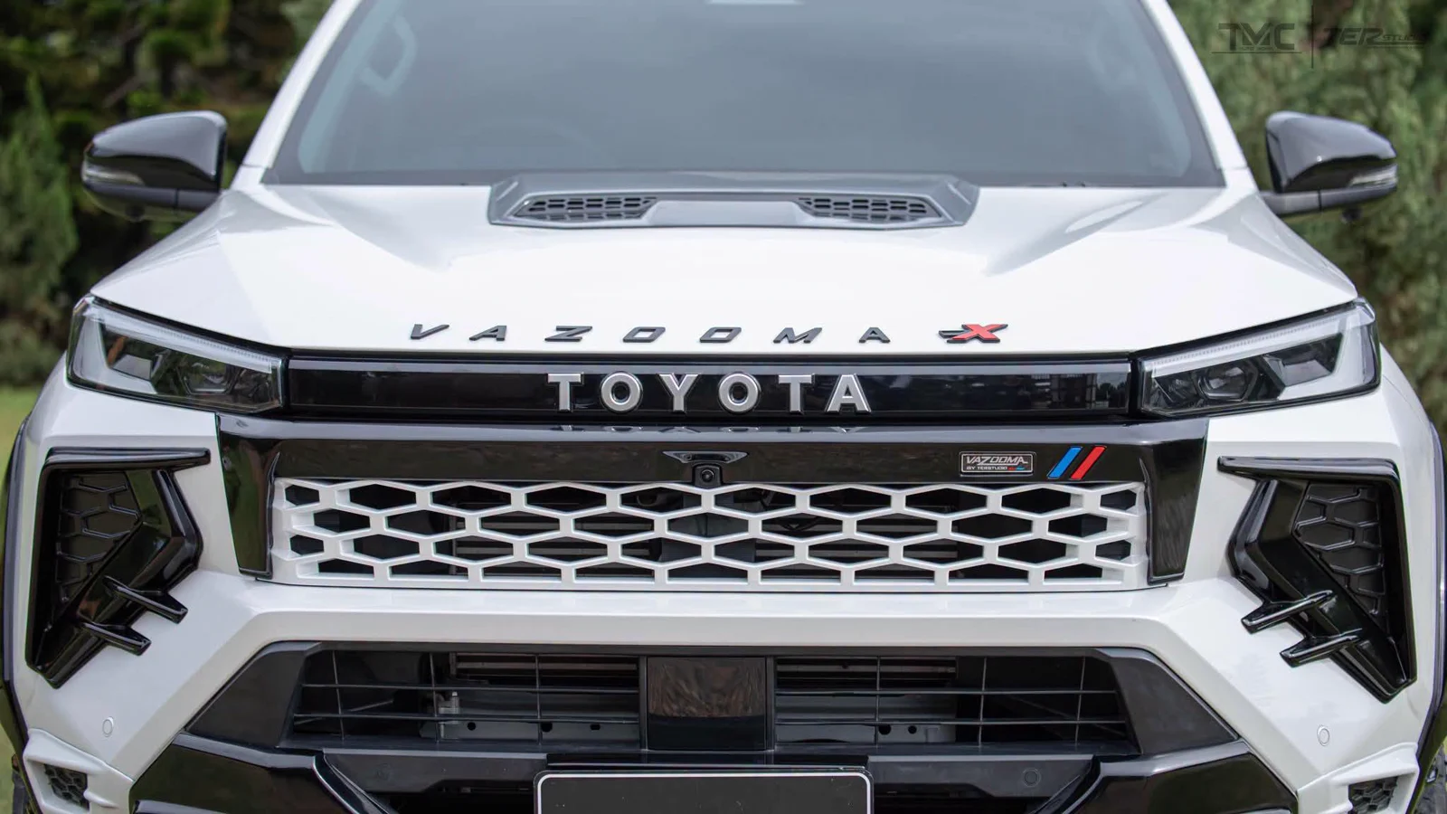 รูปชุดแต่ง ชุดแต่ง TOYOTA Hilux TRAVO 2025 2028 VazoomaX ภาพที่ 9