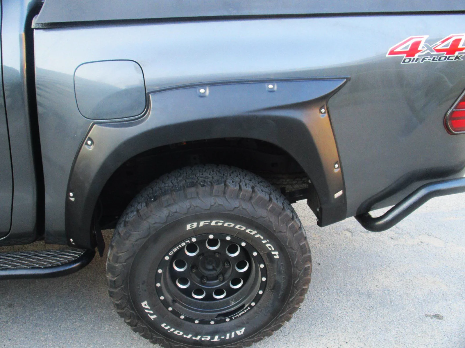 รูปชุดแต่ง ชุดแต่ง TOYOTA Hilux Revo 2015 2019 TDS V4 ภาพที่ 15