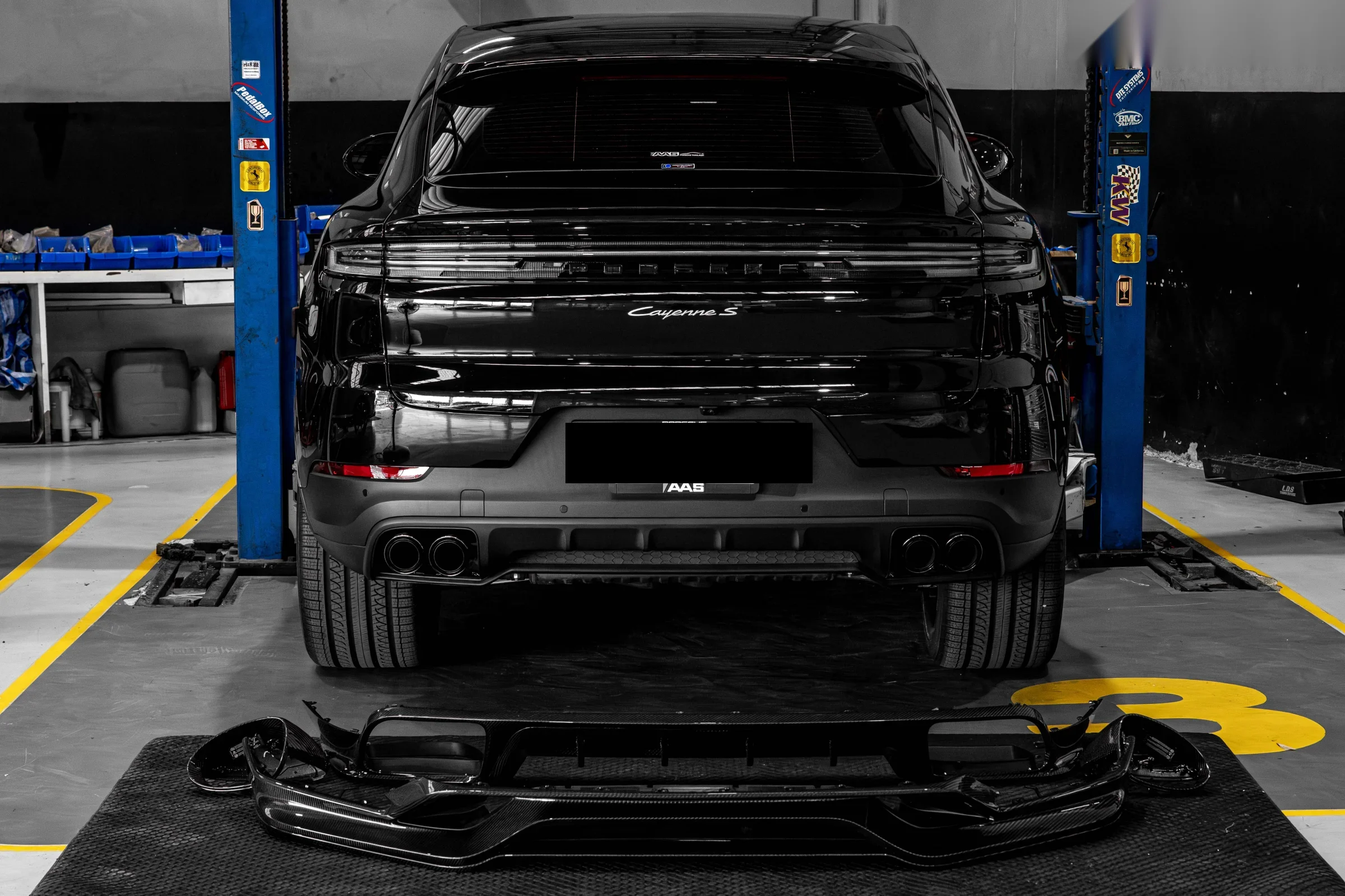ชุดแต่ง PORSCHE E3.2 Porsche Cayenne Coupe E3.2 x Craftec คาร์บอน Parts Prodrive Shop ภาพ 15