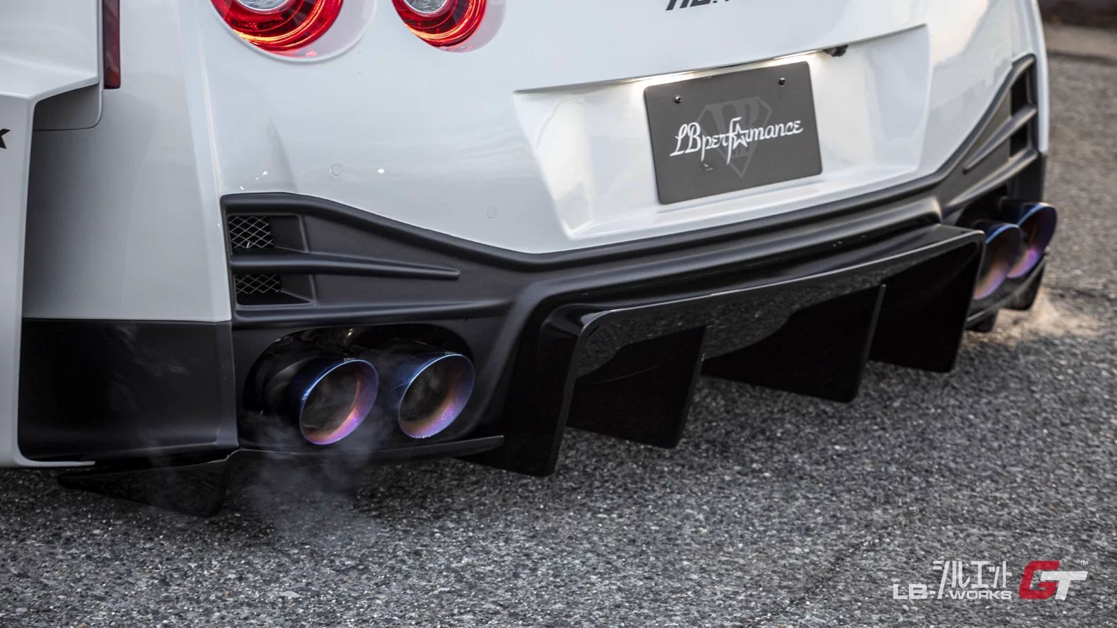 รูปชุดแต่ง ชุดแต่ง Nissan GTR R35 LB Work GT RR ภาพที่ 21