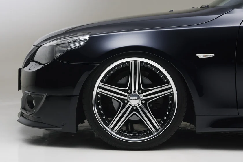 ชุดแต่ง BMW 5 Series TOURING M SPORTS WALD Japan สปอร์ตไลน์ HALF TYPE M5 LOOK ภาพ 11