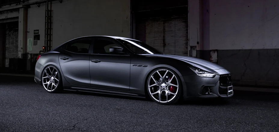 ชุดแต่ง MASERATI GHIBLI WALD Japan สปอร์ตไลน์ แบล็กไบซัน เอดิชัน ภาพ 27