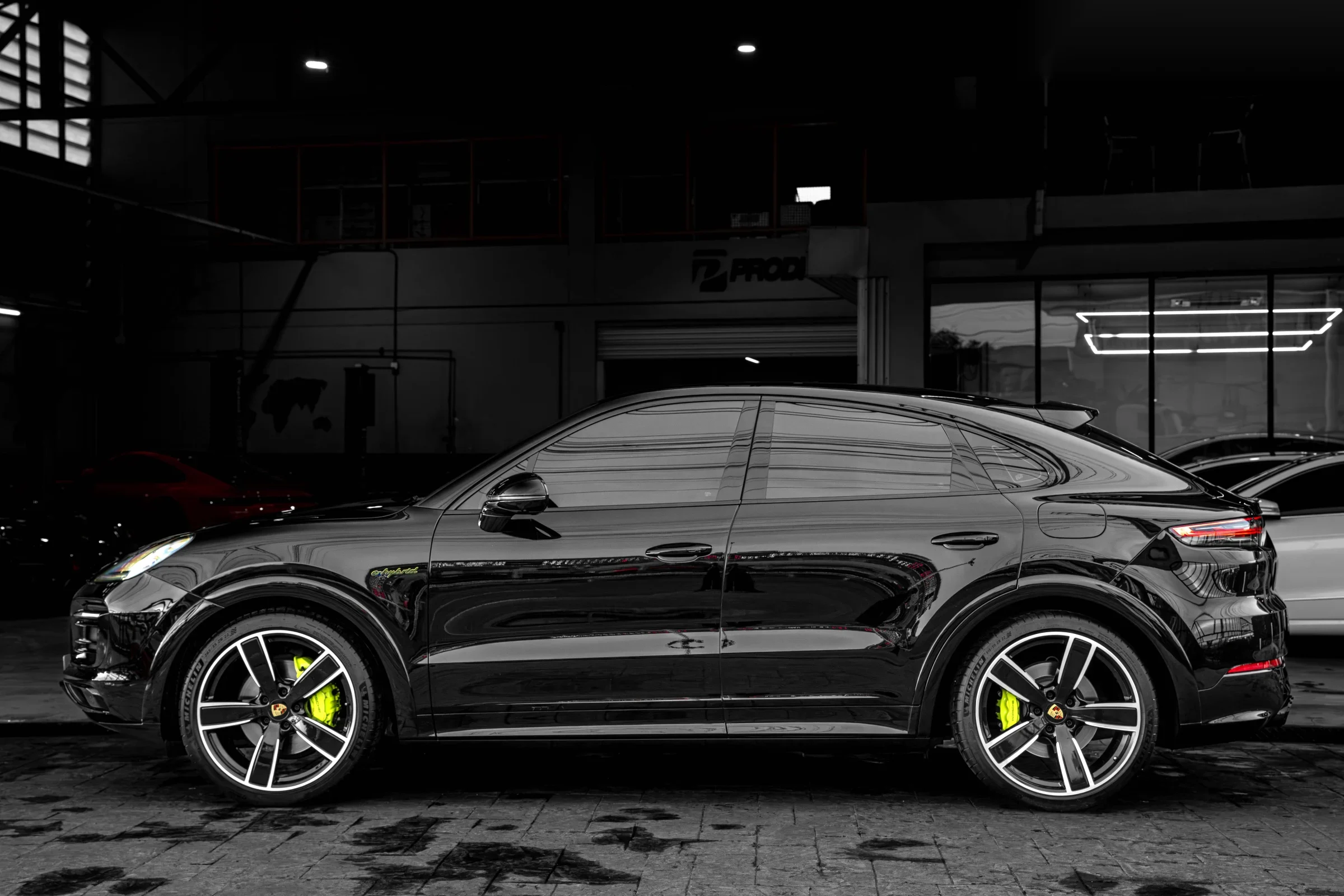 ชุดแต่ง PORSCHE E3 Porsche Cayenne Coupe E3.1 x Sport Design Bodykits Prodrive Shop ภาพ 4