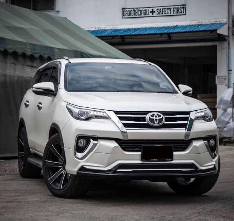 รูปชุดแต่ง ชุดแต่ง TOYOTA Fortuner 2015 2019 Fiar Design Fiar V1 ภาพที่ 4