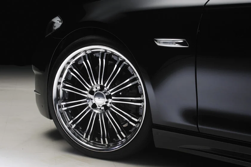 ชุดแต่ง BMW 5 Series WALD Japan สปอร์ตไลน์ แบล็กไบซัน เอดิชัน ภาพ 6
