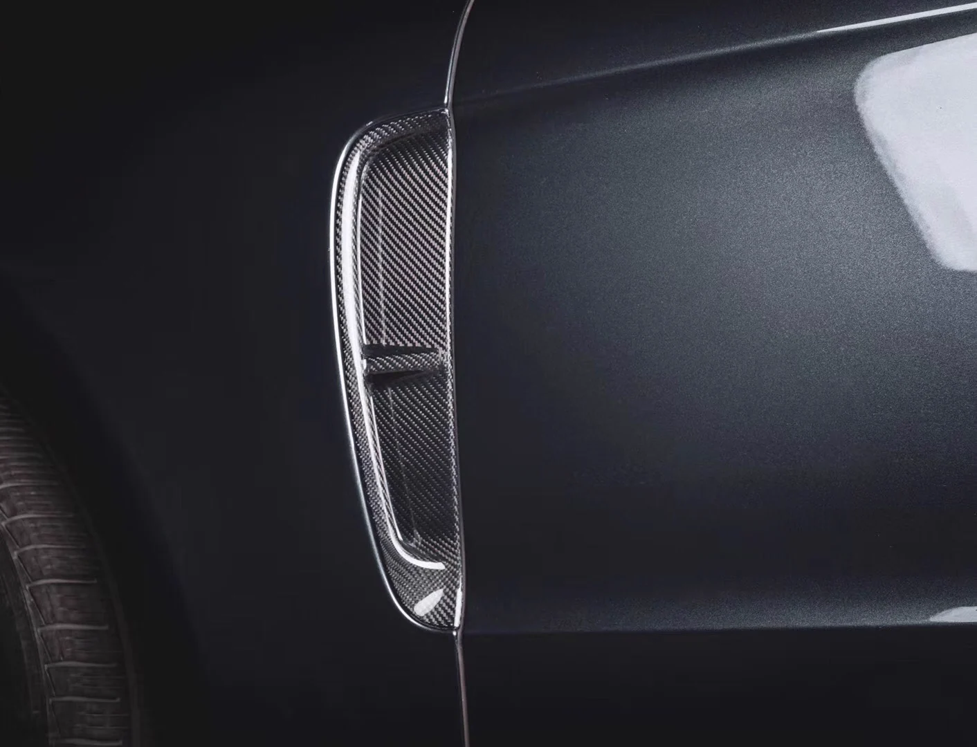 รูปชุดแต่ง ชุดแต่ง Porsche Panamera 971 ปี 16 23 ภาพที่ 4