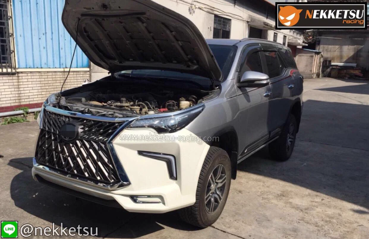 รูปชุดแต่ง ชุดแต่ง Toyota Fortuner 2015 2019 V.3 HK ภาพที่ 19