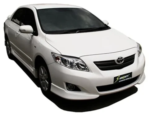 ชุดแต่ง ALTIS 2008 2.0 ภาพรถเต็มคันมุมหน้าจากต้นทาง S-Sporty