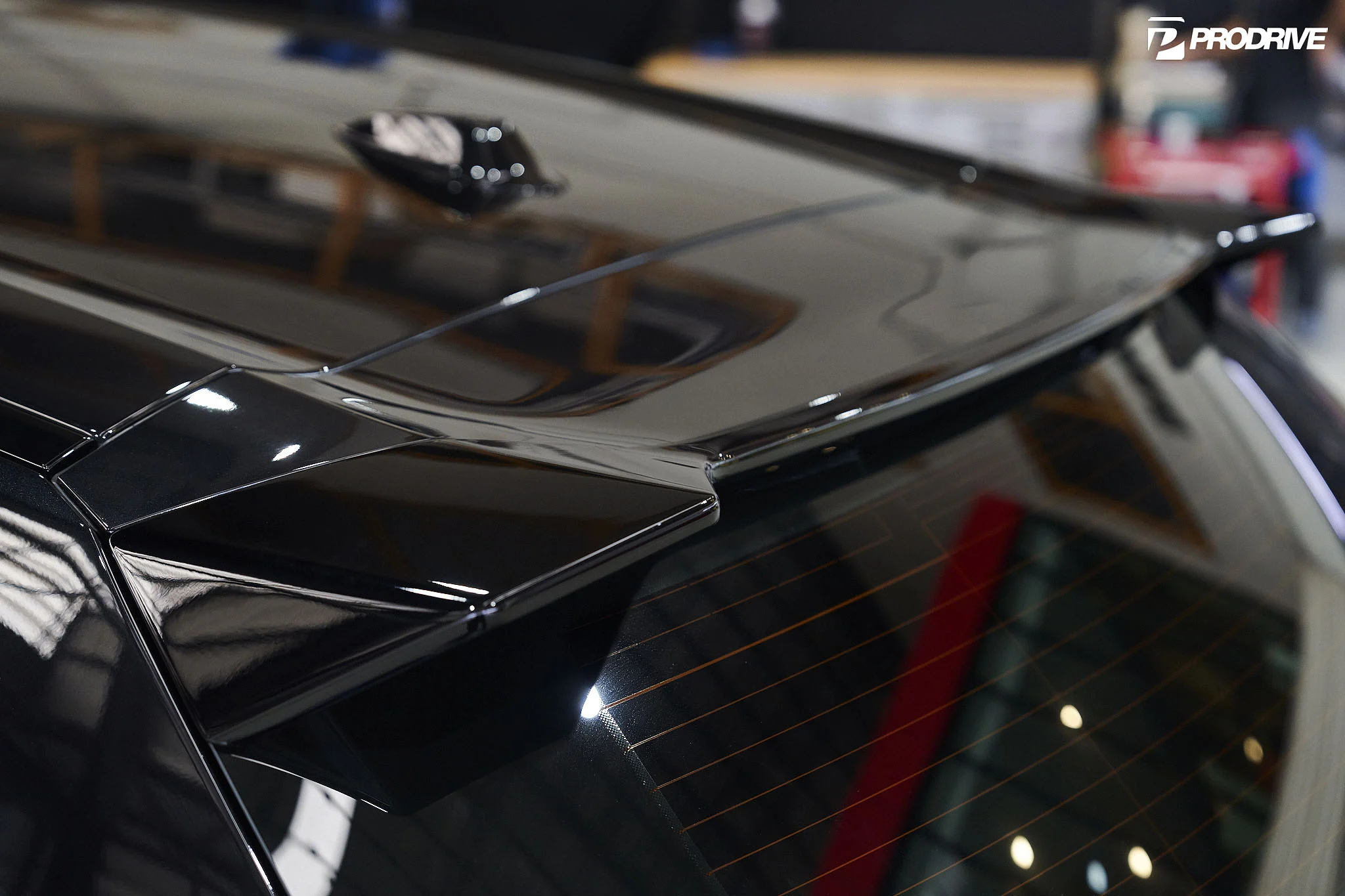 ชุดแต่ง BMW XM BMW XM x Renegade สปอยเลอร์หลังคา Prodrive Shop ภาพ 3