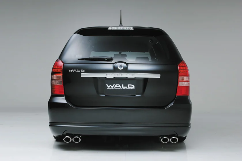 ชุดแต่ง TOYOTA WISH WALD Japan เอ็กเซ็กคิวทีฟไลน์ ภาพ 5