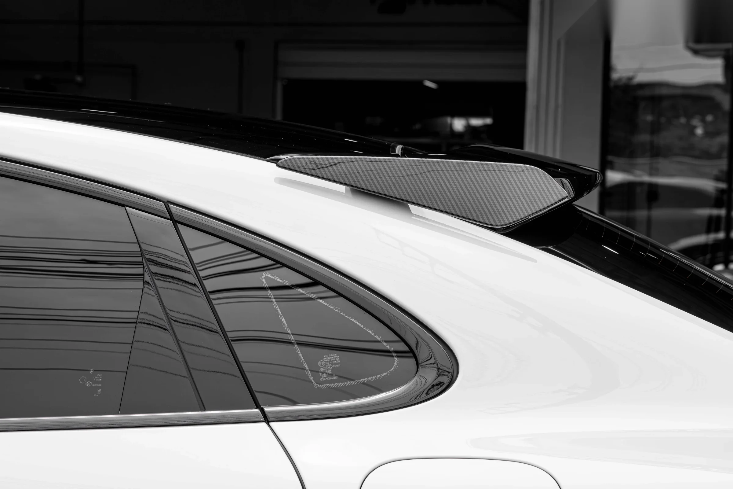 ชุดแต่ง PORSCHE E3.2 Porsche Cayenne S Coupé E3.2 x Turbo GT Wing Prodrive Shop ภาพ 3