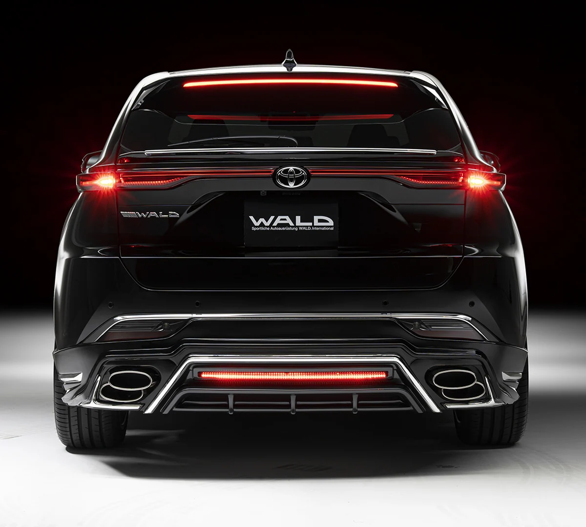 รูปชุดแต่ง ชุดแต่ง Toyota Harrier 2020 2023 WALD ภาพที่ 6