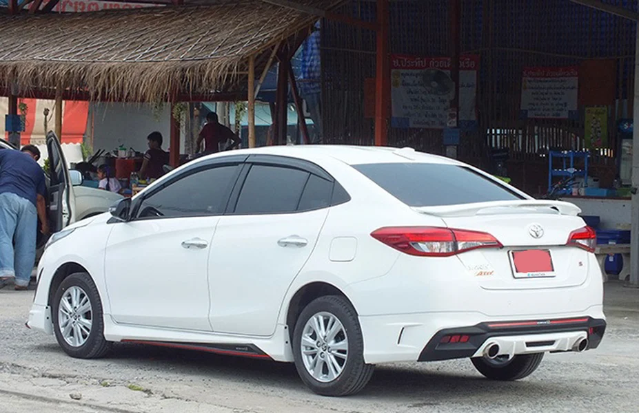 รูปชุดแต่ง ชุดแต่ง TOYOTA Yaris Ativ 17 19 Drive68 ภาพที่ 2