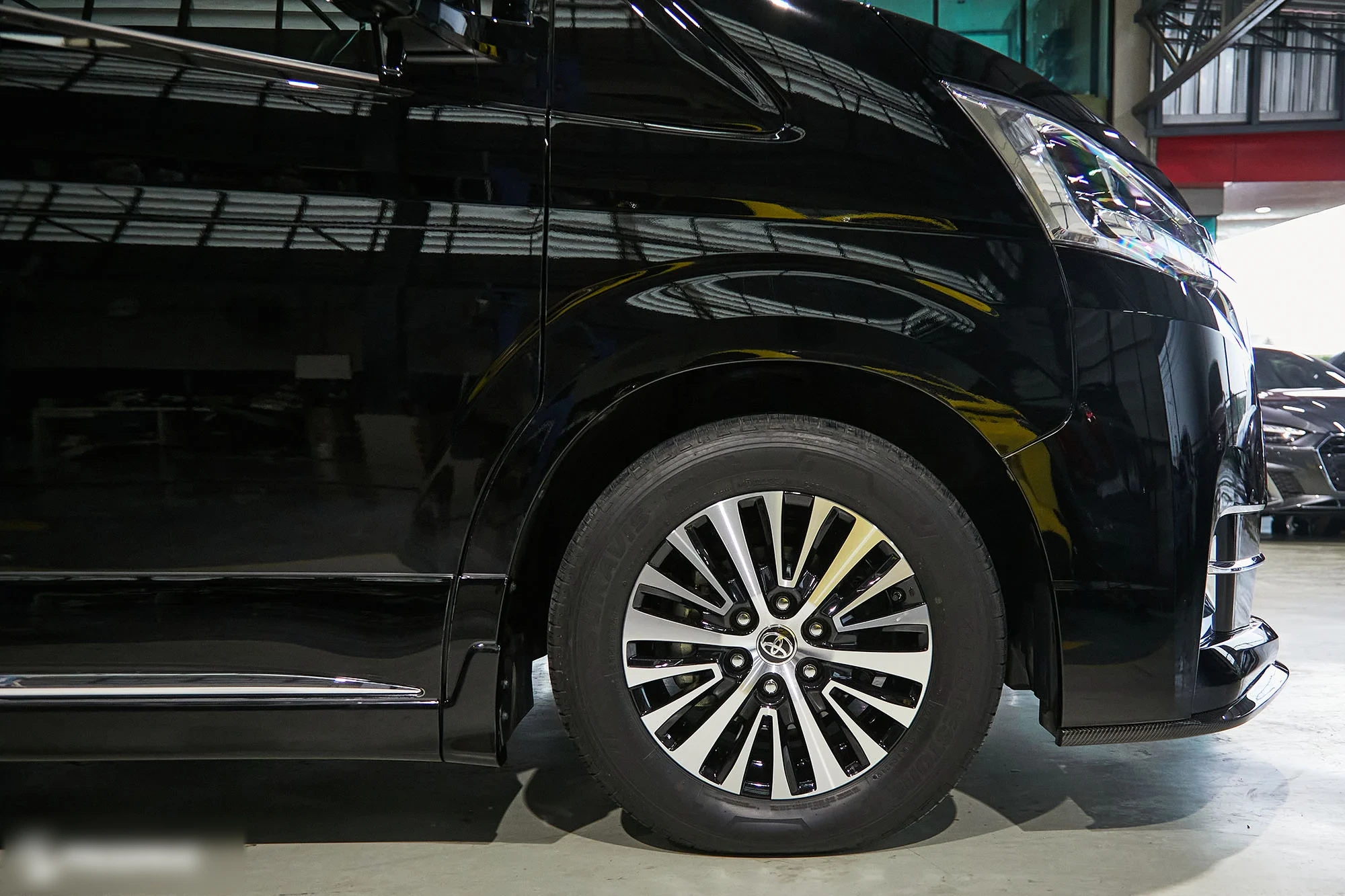 ชุดแต่ง TOYOTA Majesty Toyota Majesty x AIMGAIN Prodrive Shop ภาพ 12