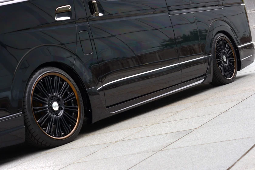 ชุดแต่ง TOYOTA HIACE SUPER LONG WALD Japan เอ็กเซ็กคิวทีฟไลน์ ภาพ 14