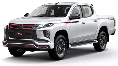 ชุดแต่ง TRITON 2022 – SPORT X (ตัวสูง) ภาพรถเต็มคันมุมหน้าจากต้นทาง S-Sporty