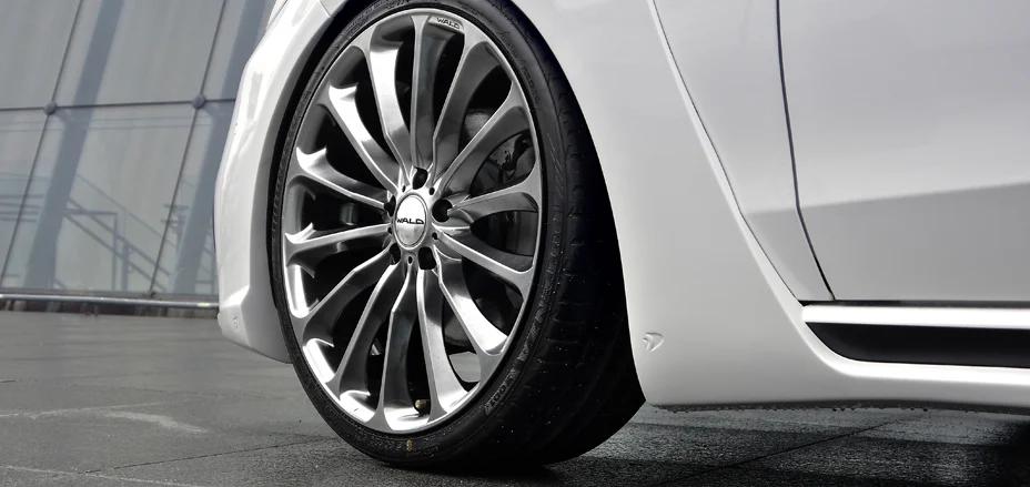 ชุดแต่ง MERCEDES-BENZ E-CLASS WALD Japan สปอร์ตไลน์ แบล็กไบซัน เอดิชัน ภาพ 12