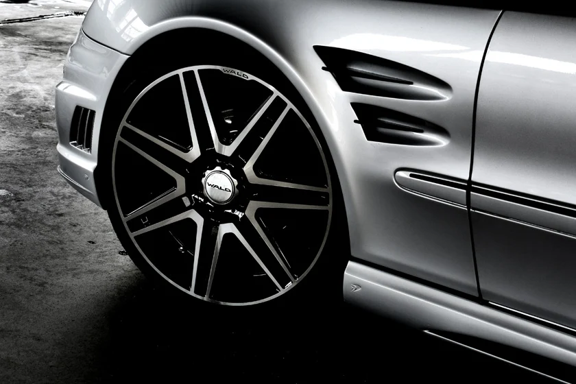 ชุดแต่ง MERCEDES-BENZ E-CLASS WAGON WALD Japan สปอร์ตไลน์ แบล็กไบซัน เอดิชัน ภาพ 16