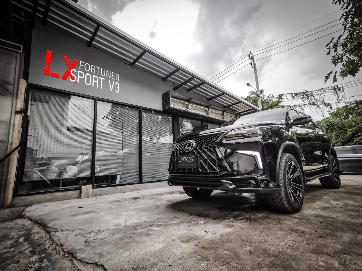 รูปชุดแต่ง ชุดแต่ง Toyota Fortuner 2015 2019 V.3 HK ภาพที่ 14