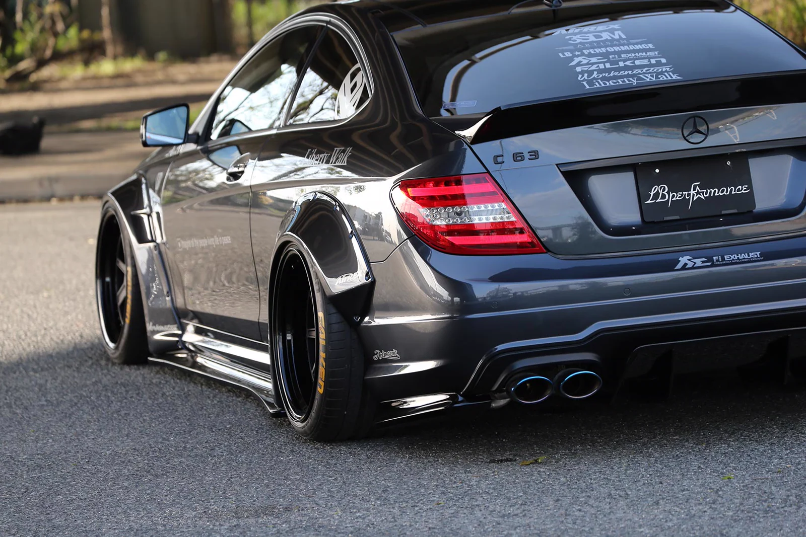 รูปชุดแต่ง ชุดแต่ง Mercedes-Benz C Class W204 2010 2014 LB WORK ภาพที่ 4