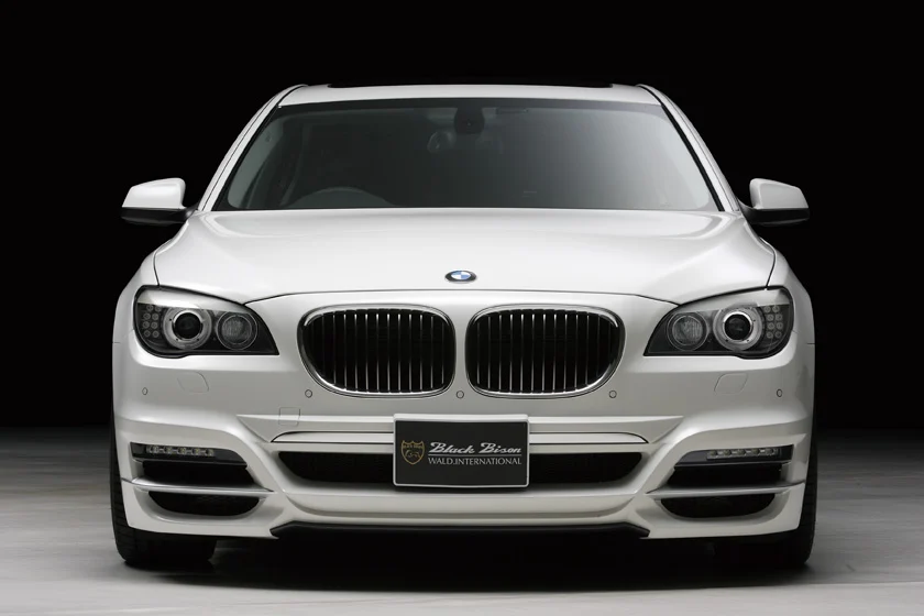 ชุดแต่ง BMW 7 Series M SPORTS WALD Japan สปอร์ตไลน์ แบล็กไบซัน เอดิชัน ภาพ 1
