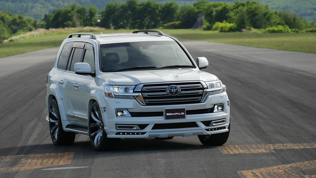 รูปชุดแต่ง ชุดแต่ง TOYOTA Land Cruiser 2016 2020 WALD 200 ภาพที่ 28