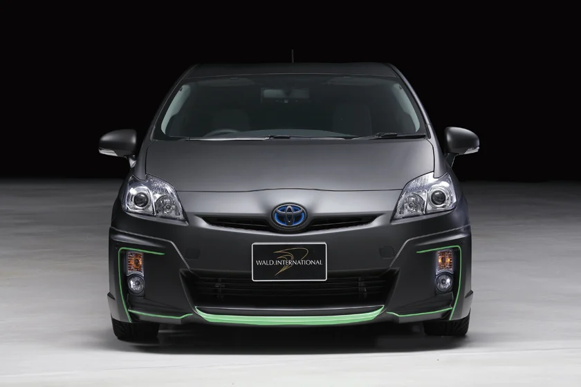 ชุดแต่ง TOYOTA PRIUS WALD Japan สปอร์ตไลน์ ภาพ 1