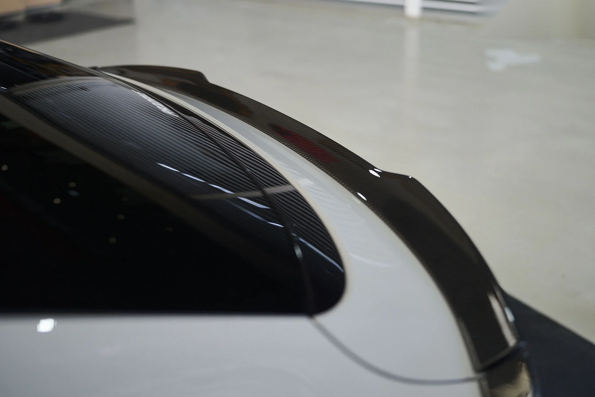 ชุดแต่ง PORSCHE E3 Porsche Cayenne x Paktechz (Ducktail สปอยเลอร์) Prodrive Shop ภาพ 3