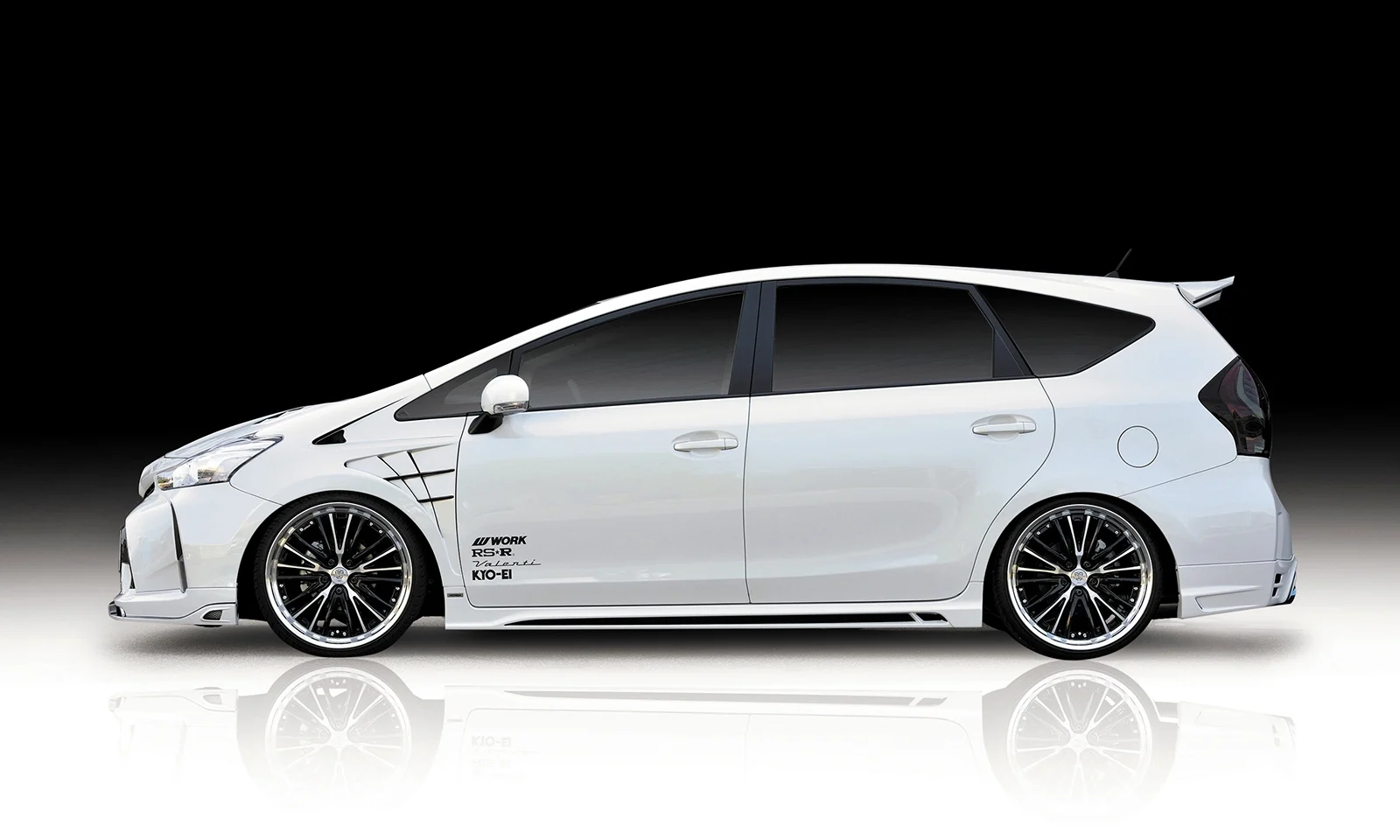 ชุดแต่ง TOYOTA 40 PRIUS α MODEL ZVW40/41 2014.11~Rowen Japan ภาพ 2