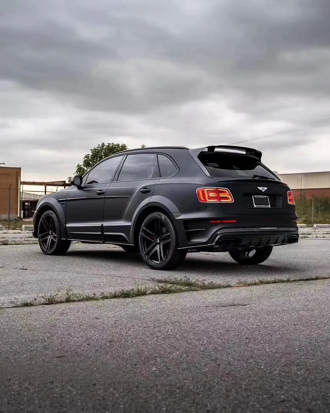 รูปชุดแต่ง ชุดแต่ง Bentley Bentayga Mansory ภาพที่ 8