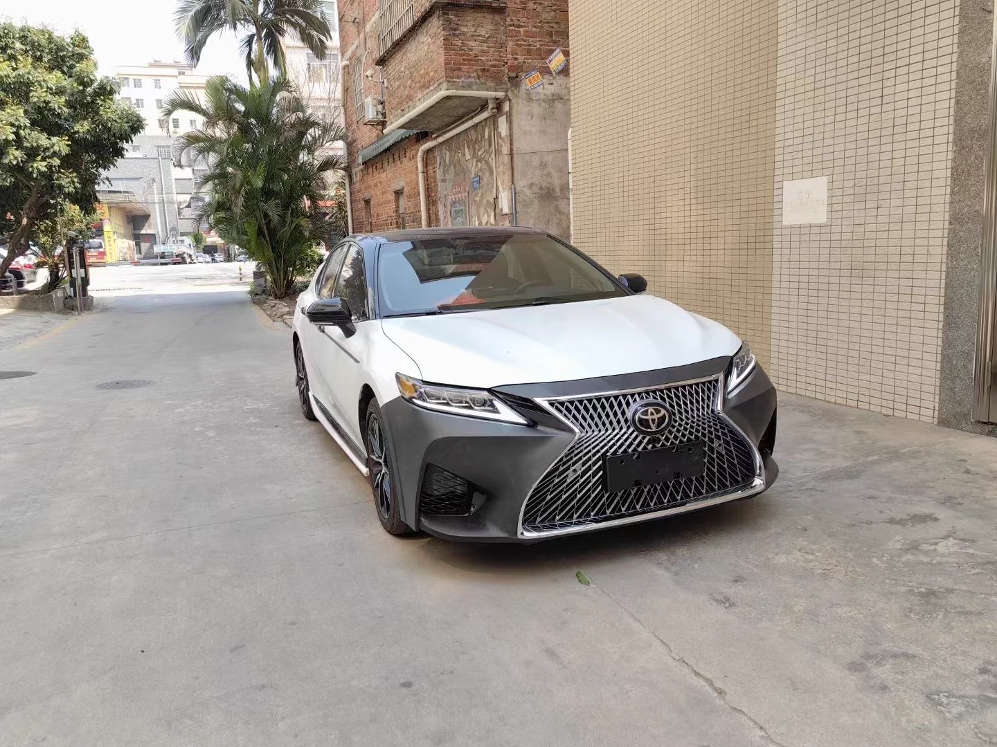 รูปชุดแต่ง ชุดแต่ง Toyota Camry 2018 2024 Lexus V.3 Ls ภาพที่ 3