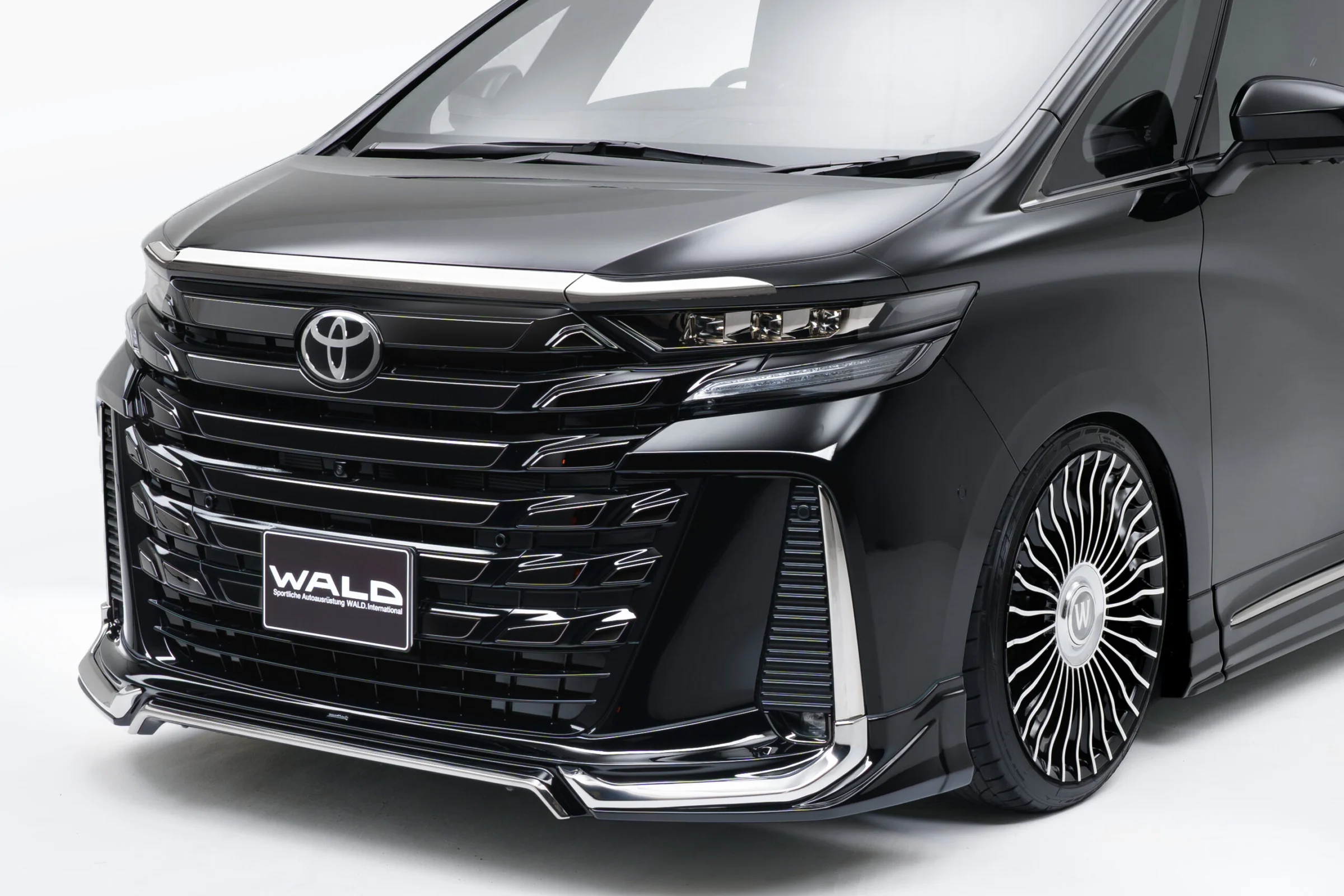 ชุดแต่ง TOYOTA VELLFIRE Executive Lounge/Z Premier WALD Japan สปอร์ตไลน์ ภาพ 3
