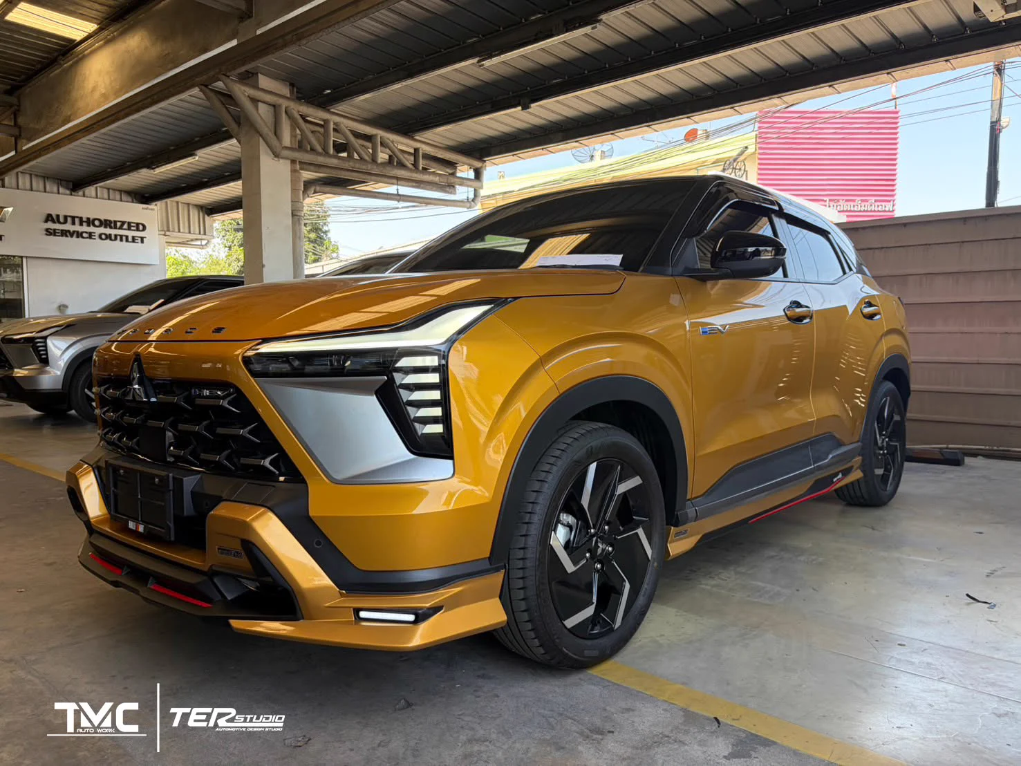 รูปชุดแต่ง ชุดแต่ง Mitsubishi 𝗫𝗙𝗢𝗥𝗖𝗘 ภาพที่ 10