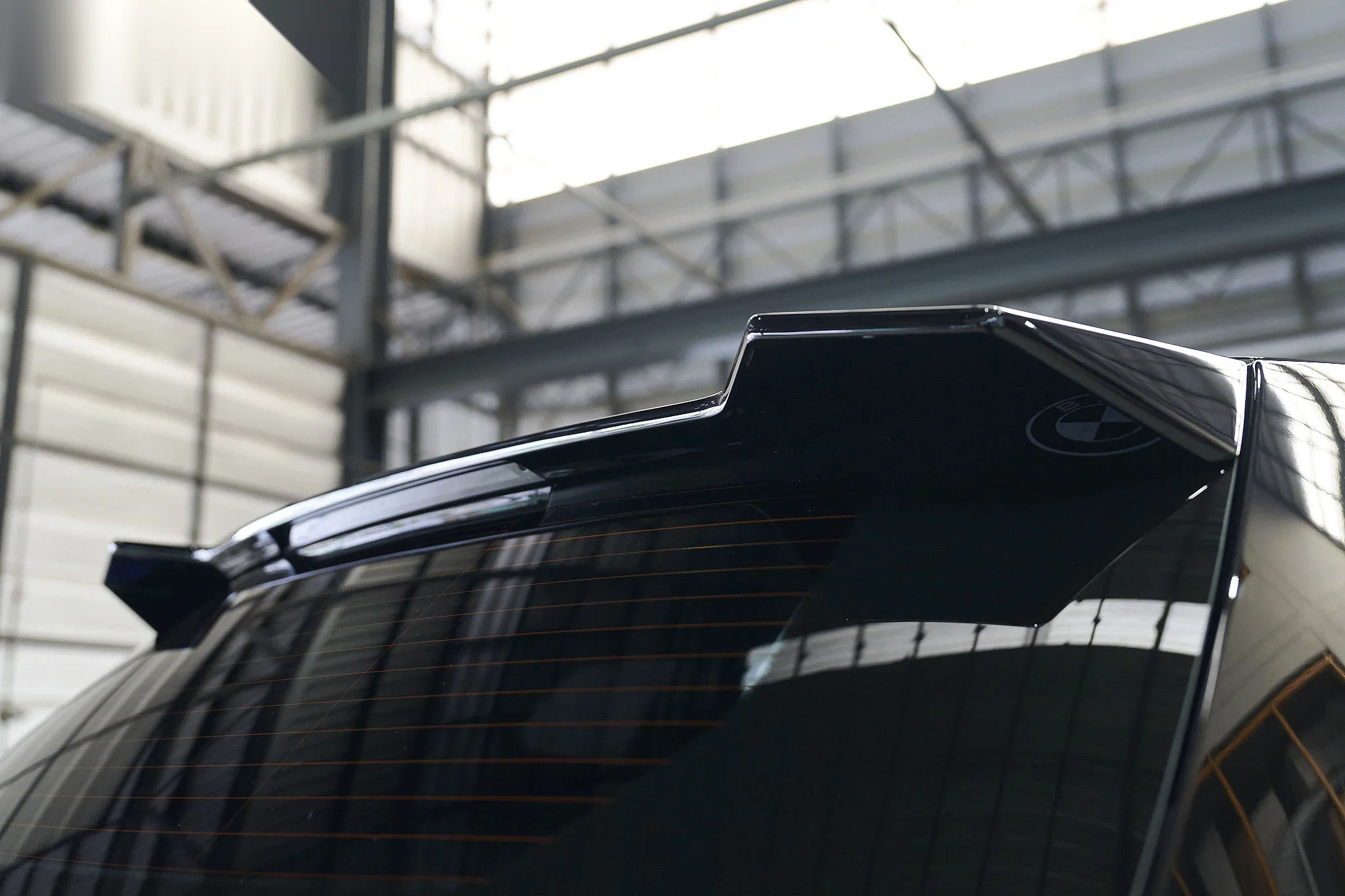 ชุดแต่ง BMW XM BMW XM x Renegade สปอยเลอร์หลังคา Prodrive Shop ภาพ 6