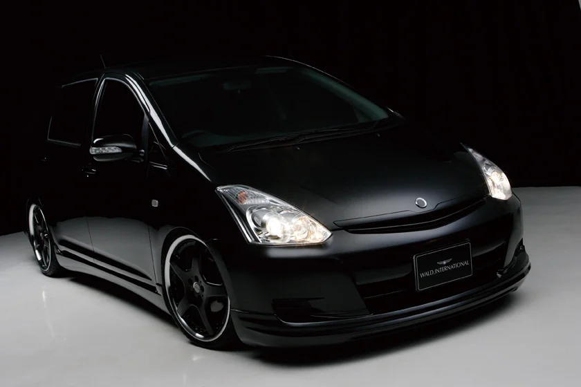 ชุดแต่ง TOYOTA WISH WALD Japan เอ็กเซ็กคิวทีฟไลน์ ภาพ 7
