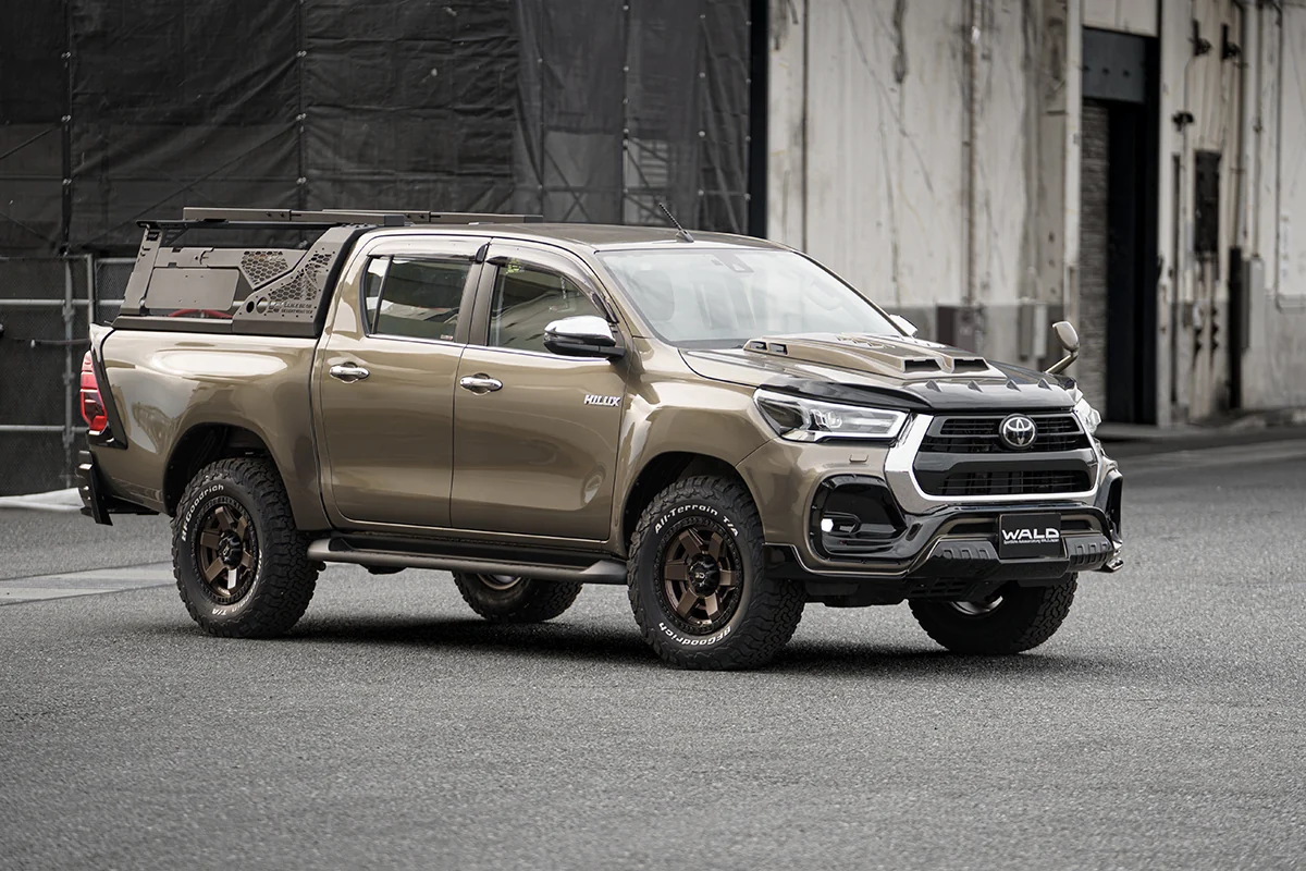 ชุดแต่ง TOYOTA HILUX WALD Japan สปอร์ตไลน์ แบล็กไบซัน เอดิชัน BUMPER TYPE ภาพ 8