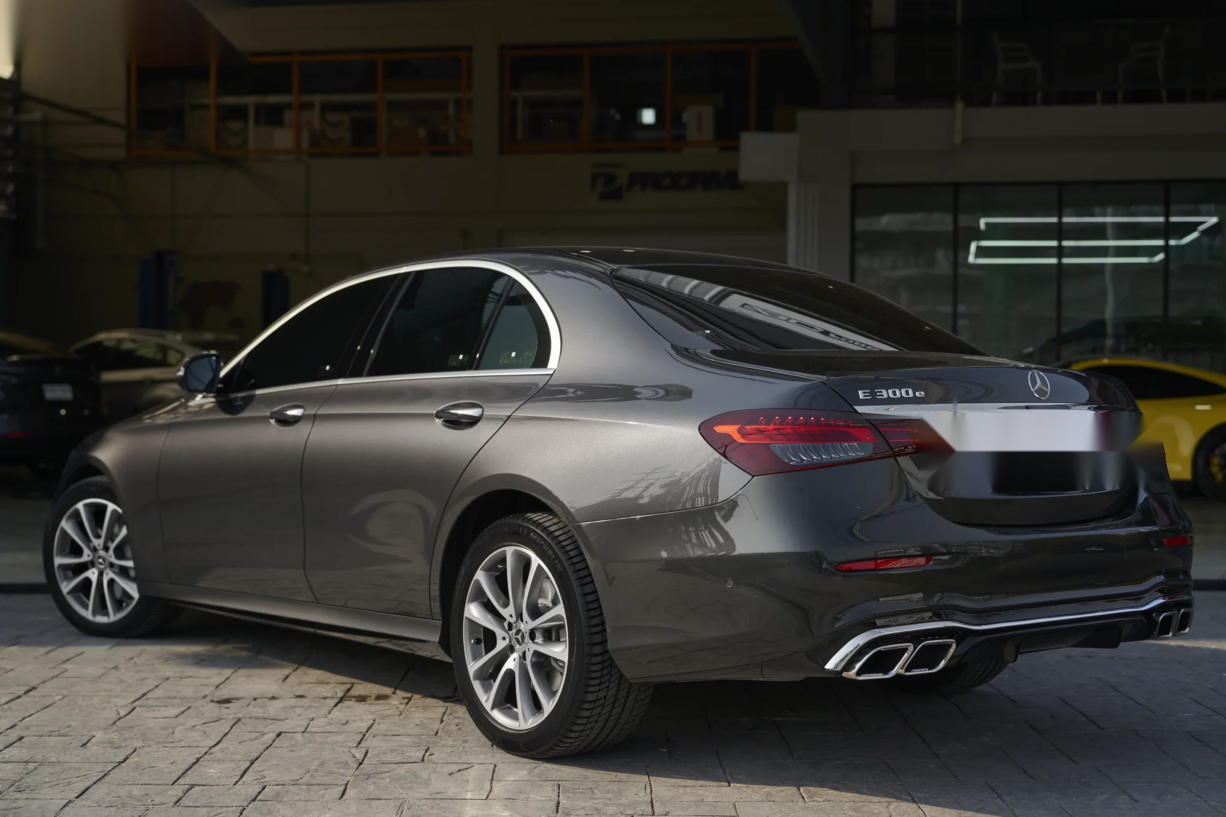 ชุดแต่ง MERCEDES BENZ W213 Mercedes-Benz W213 Face Lift x AMG Prodrive Shop ภาพ 13