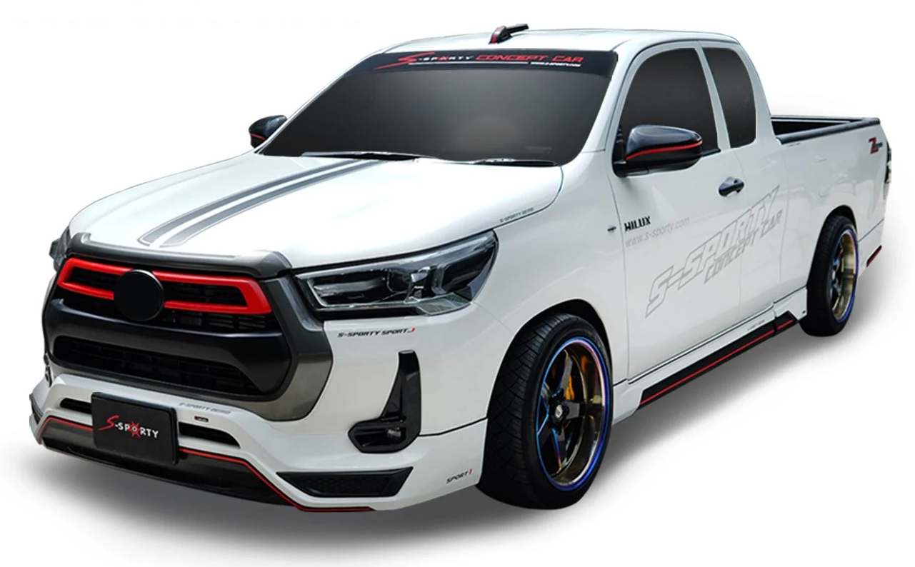 ชุดแต่ง REVO SMART CAB 2020 SPORT 1 ภาพรถเต็มคันมุมหน้าจากต้นทาง S-Sporty