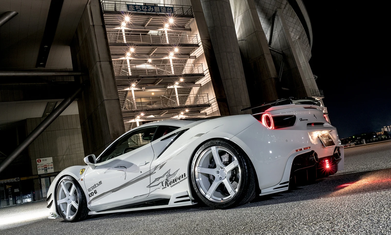 ชุดแต่ง FERRARI 488 GTB 2015.07~Rowen Japan ภาพ 6