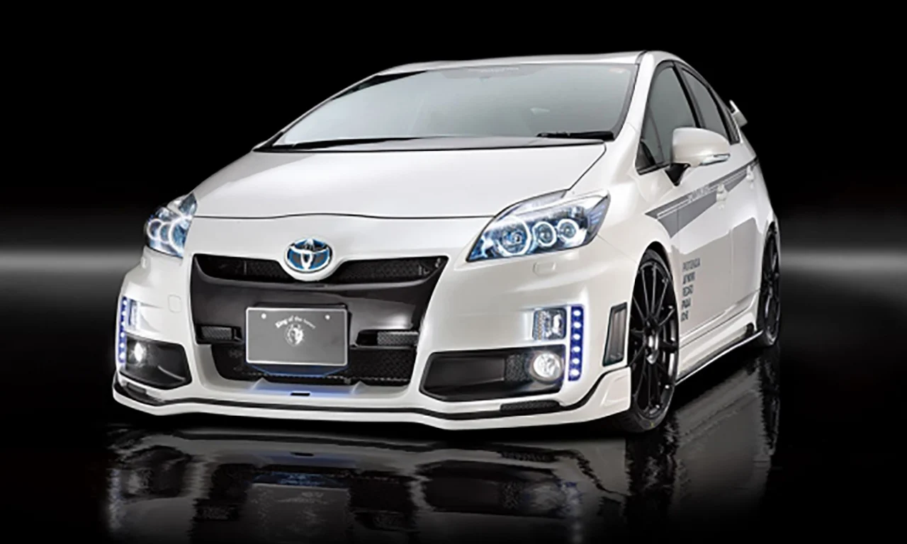 ชุดแต่ง TOYOTA 30 PRIUS MODEL Bumper type ZVW30 2008.05~2011.11 CROSS+BLAZE Rowen Japan ภาพ 1